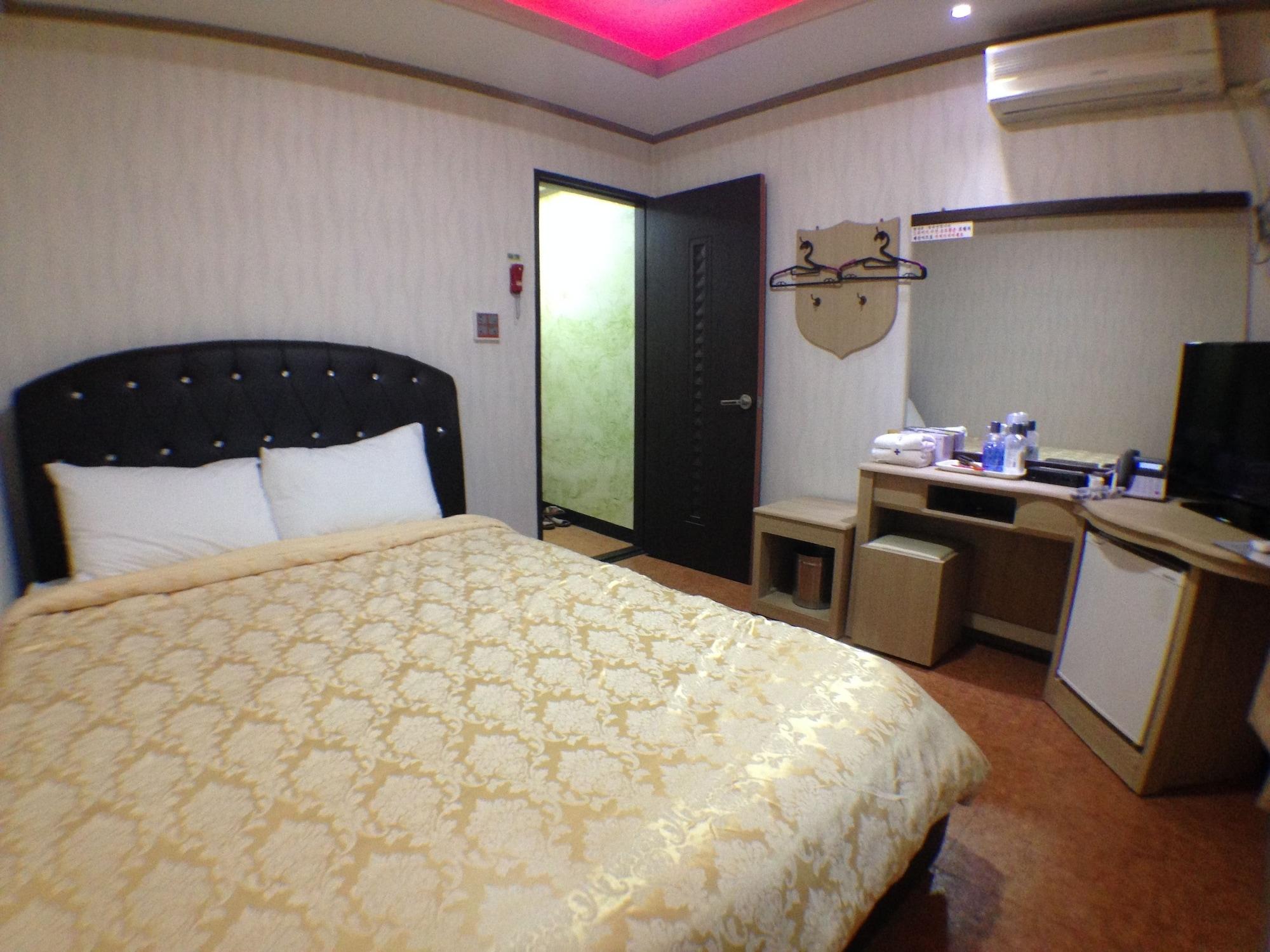 Suanbo Saipan Hot Spring Hotel Chungju Exterior photo